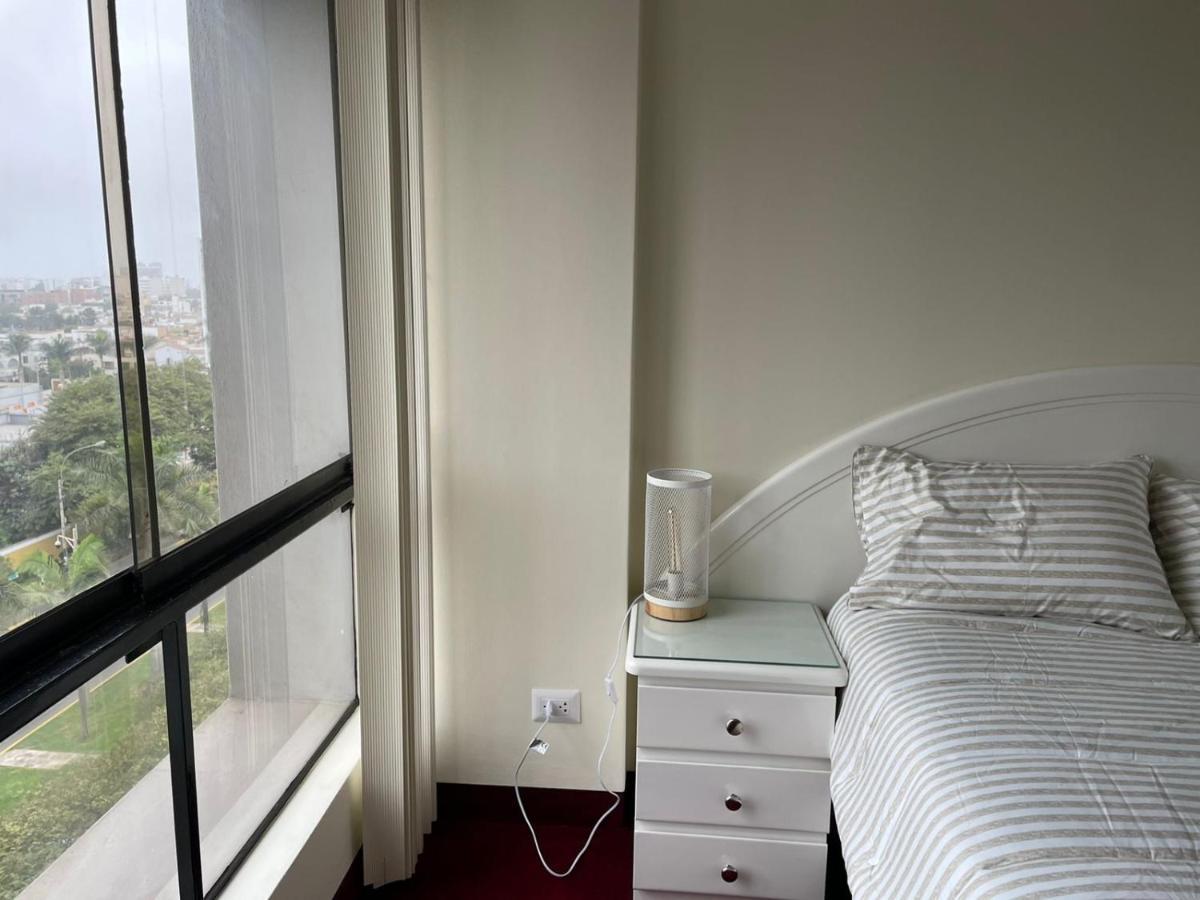 Апартаменты Acogedor Dpto En San Isidro Excelente Vista, Piscina Y Wifi Лима Экстерьер фото